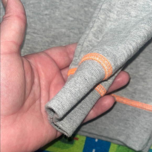 Nike Kids Gray Sweatpants and Hoodie Set - Picture 10 of 13